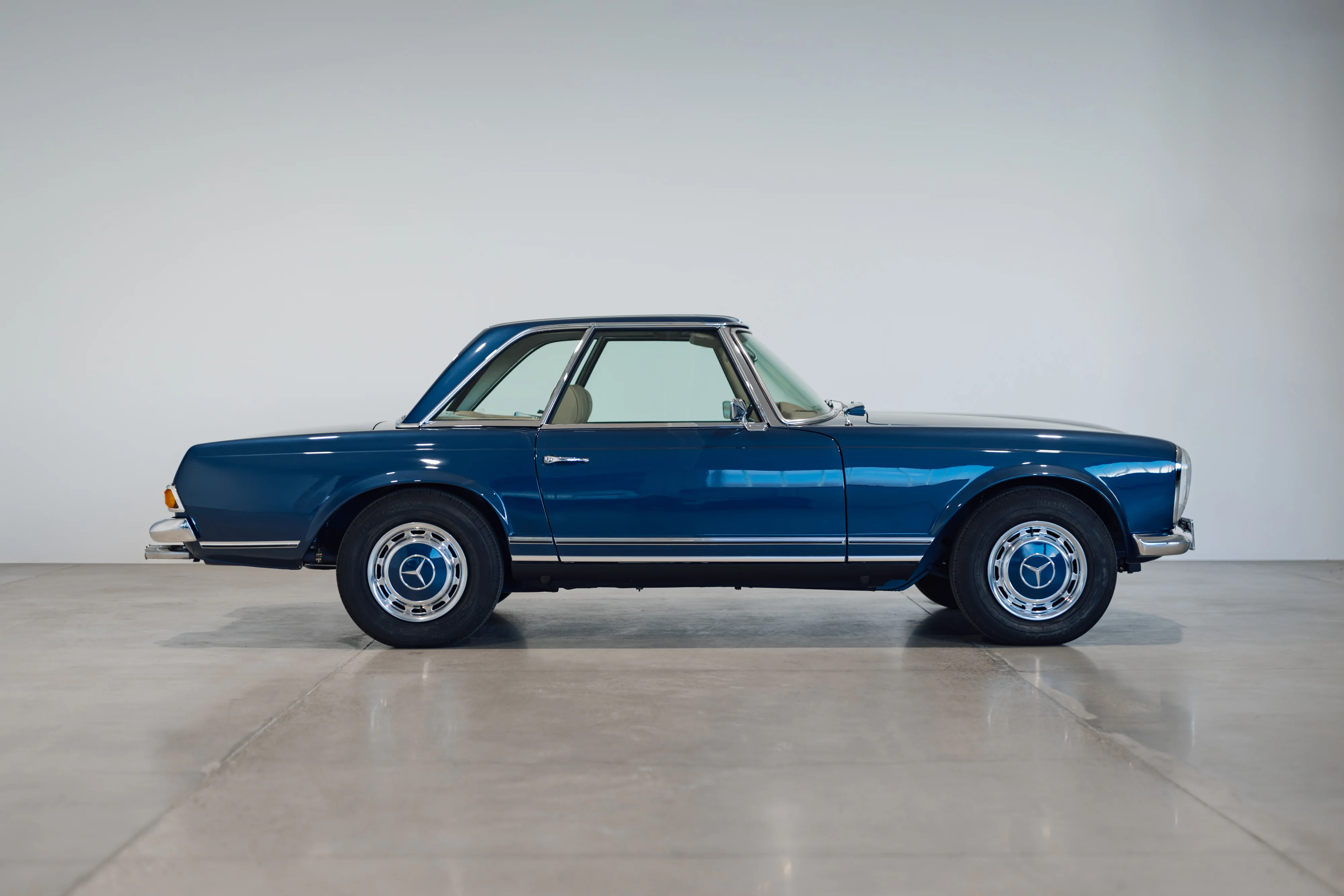 Mercedes-Benz 280 SL